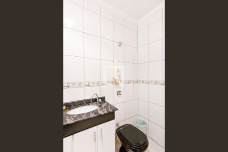 Casa à venda com 279m², 4 quartos e 2 vagas Casa à venda com 279m², 4 quartos e 2 vagasBanheiro