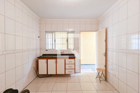 Casa à venda com 279m², 4 quartos e 2 vagas Casa à venda com 279m², 4 quartos e 2 vagasCozinha
