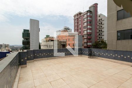 Apartamento à venda com 248m², 4 quartos e 4 vagas Apartamento à venda com 248m², 4 quartos e 4 vagasCobertura