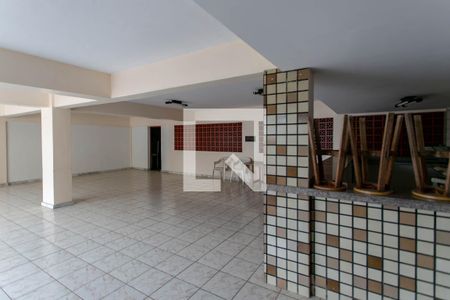 Apartamento à venda com 248m², 4 quartos e 4 vagas Apartamento à venda com 248m², 4 quartos e 4 vagasÁrea comum - Salão de festas