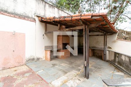 Apartamento à venda com 248m², 4 quartos e 4 vagas Apartamento à venda com 248m², 4 quartos e 4 vagasÁrea comum - Churrasqueira