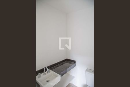 Banheiro de kitnet/studio para alugar com 1 quarto, 25m² em Consolação, São Paulo