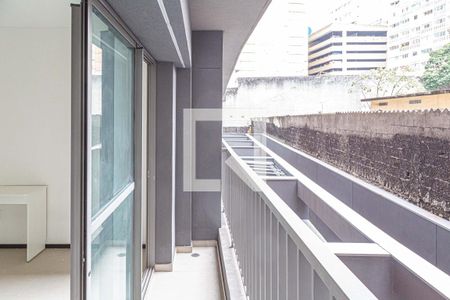 Varanda de kitnet/studio para alugar com 1 quarto, 25m² em Consolação, São Paulo