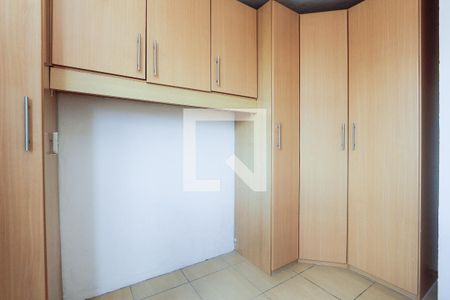 Quarto 1 de apartamento para alugar com 2 quartos, 43m² em Sarandi, Porto Alegre