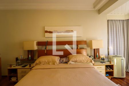 Apartamento à venda com 226m², 4 quartos e 4 vagasSuíte 2