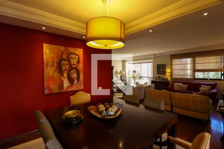 Apartamento à venda com 226m², 4 quartos e 4 vagasSala de Jantar