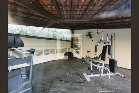 Apartamento à venda com 226m², 4 quartos e 4 vagasAcademia