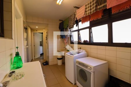 Apartamento à venda com 226m², 4 quartos e 4 vagasÁrea de Serviço