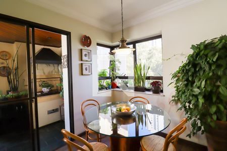 Apartamento à venda com 226m², 4 quartos e 4 vagasCopa