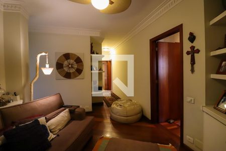 Apartamento à venda com 226m², 4 quartos e 4 vagasCorredor