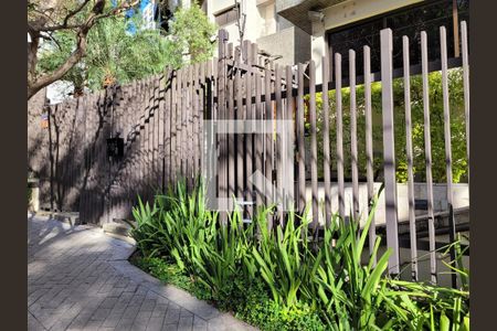 Apartamento à venda com 226m², 4 quartos e 4 vagasFachada e portaria