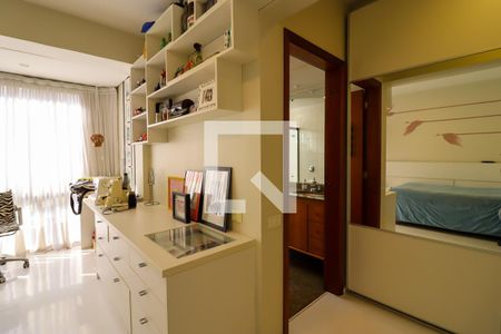 Apartamento à venda com 226m², 4 quartos e 4 vagasSuíte 1
