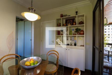 Apartamento à venda com 226m², 4 quartos e 4 vagasCopa