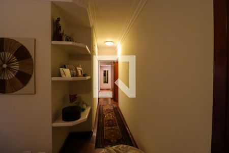 Apartamento à venda com 226m², 4 quartos e 4 vagasCorredor