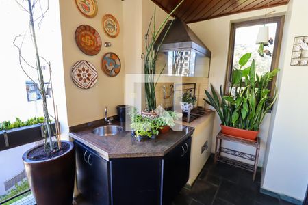 Apartamento à venda com 226m², 4 quartos e 4 vagasvaranda