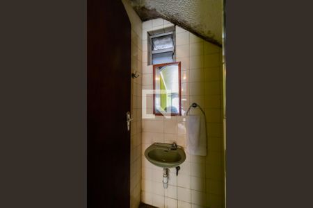 Casa à venda com 220m², 3 quartos e 6 vagasBanheiro da Garagem