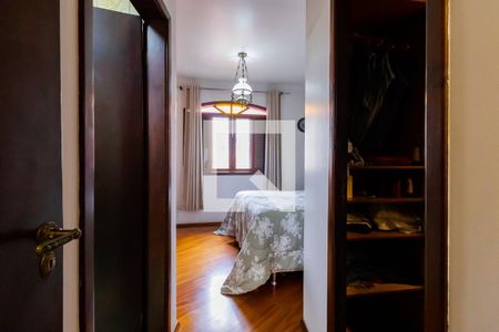 Casa à venda com 220m², 3 quartos e 6 vagasSuíte