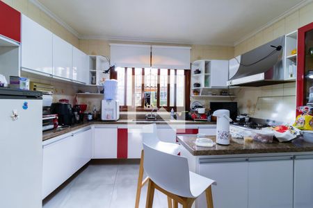 Casa à venda com 220m², 3 quartos e 6 vagasCozinha