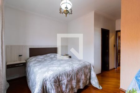 Casa à venda com 220m², 3 quartos e 6 vagasSuíte