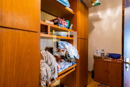 Casa à venda com 220m², 3 quartos e 6 vagasQuarto de Serviço