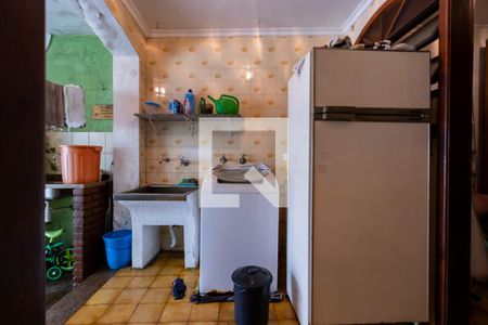 Casa à venda com 220m², 3 quartos e 6 vagasÁrea de Serviço