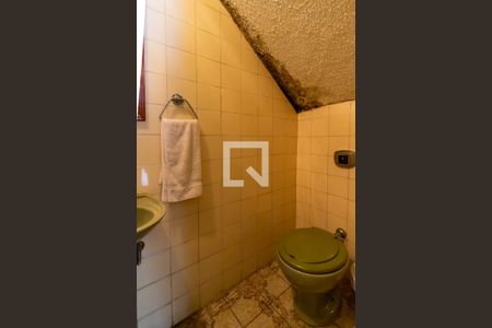 Casa à venda com 220m², 3 quartos e 6 vagasBanheiro da Garagem