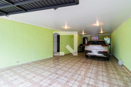 Casa à venda com 220m², 3 quartos e 6 vagasGaragem