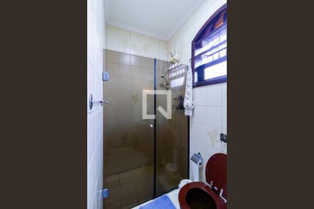 Casa à venda com 220m², 3 quartos e 6 vagasBanheiro da Suíte