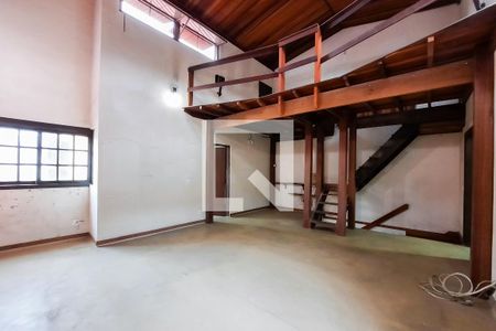 Casa à venda com 316m², 3 quartos e 4 vagas Casa à venda com 316m², 3 quartos e 4 vagasSala 2