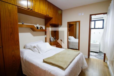 Apartamento à venda com 122m², 3 quartos e 2 vagas Apartamento à venda com 122m², 3 quartos e 2 vagasQuarto Suíte