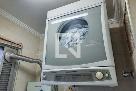 Apartamento à venda com 74m², 3 quartos e 1 vaga Apartamento à venda com 74m², 3 quartos e 1 vagaÁrea de Serviço