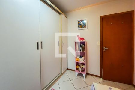 Apartamento à venda com 74m², 3 quartos e 1 vaga Apartamento à venda com 74m², 3 quartos e 1 vagaQuarto 2