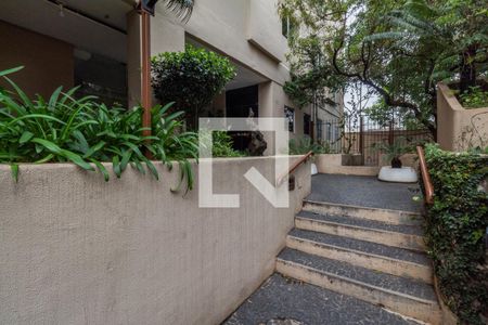 Apartamento à venda com 82m², 2 quartos e 1 vaga Apartamento à venda com 82m², 2 quartos e 1 vagaEntrada