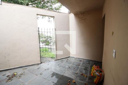 Casa à venda com 0m², 9 quartos e sem vaga Casa à venda com 0m², 9 quartos e sem vagaQuintal