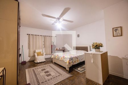 Casa à venda com 200m², 3 quartos e 3 vagas Casa à venda com 200m², 3 quartos e 3 vagasQuarto 2