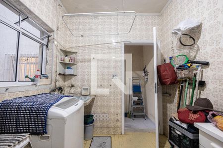 Casa à venda com 200m², 3 quartos e 3 vagas Casa à venda com 200m², 3 quartos e 3 vagasÁrea de Serviço