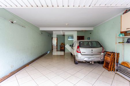 Casa à venda com 214m², 2 quartos e 3 vagas Casa à venda com 214m², 2 quartos e 3 vagasGaragem