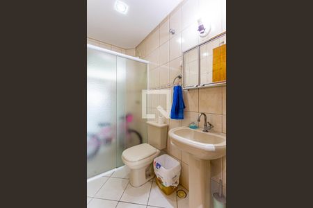 Casa à venda com 214m², 2 quartos e 3 vagas Casa à venda com 214m², 2 quartos e 3 vagasBanheiro do Salão de Festas