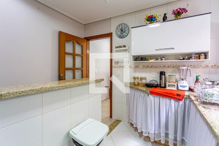 Casa à venda com 214m², 2 quartos e 3 vagas Casa à venda com 214m², 2 quartos e 3 vagasCozinha