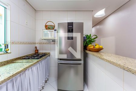 Casa à venda com 214m², 2 quartos e 3 vagas Casa à venda com 214m², 2 quartos e 3 vagasCozinha