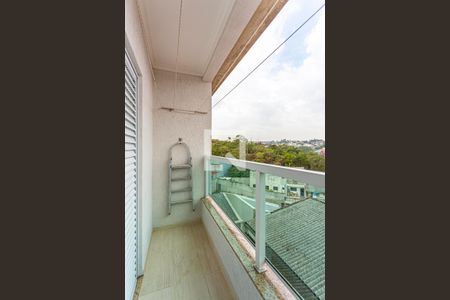 Casa à venda com 214m², 2 quartos e 3 vagas Casa à venda com 214m², 2 quartos e 3 vagasVaranda da Suite