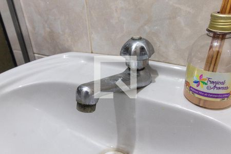 Casa à venda com 210m², 4 quartos e 4 vagasBanheiro - Torneira