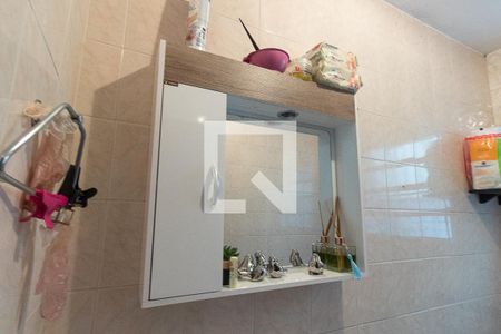 Casa à venda com 210m², 4 quartos e 4 vagasBanheiro 2