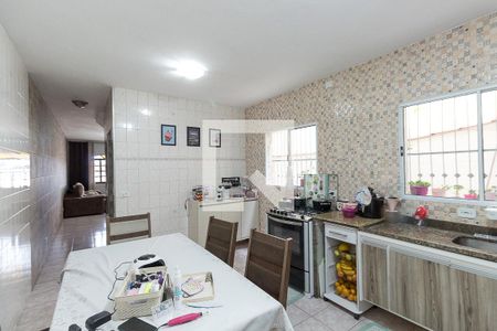 Casa à venda com 210m², 4 quartos e 4 vagasCozinha