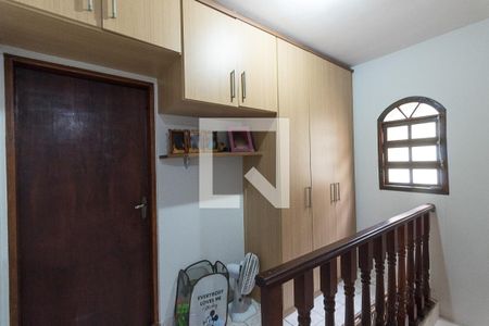 Casa à venda com 210m², 4 quartos e 4 vagasCorredor