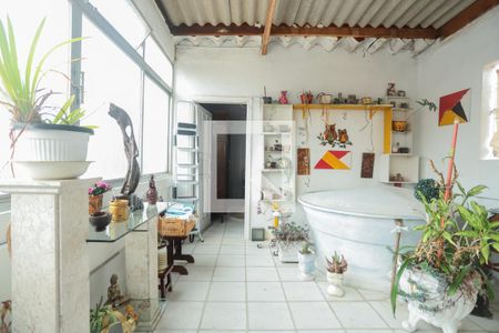 Casa à venda com 120m², 5 quartos e 3 vagasSala 2