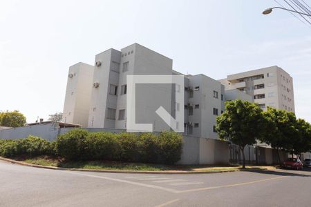 Apartamento para alugar com 67m², 3 quartos e 2 vagas Apartamento para alugar com 67m², 3 quartos e 2 vagasFachada