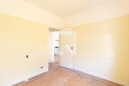 Casa à venda com 130m², 3 quartos e 2 vagas Casa à venda com 130m², 3 quartos e 2 vagasQuarto 3