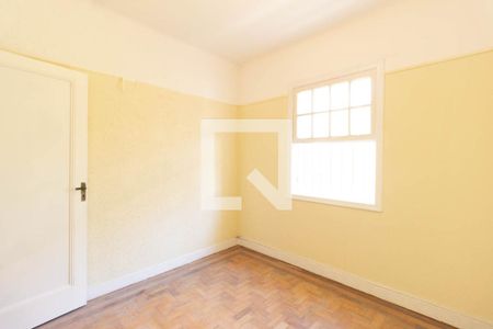 Casa à venda com 130m², 3 quartos e 2 vagas Casa à venda com 130m², 3 quartos e 2 vagasQuarto 3