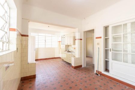 Casa à venda com 130m², 3 quartos e 2 vagas Casa à venda com 130m², 3 quartos e 2 vagasCozinha